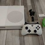 Akció! MAGYAR MENÜS! Xbox One S 1TB Konzol + Szabadon Választható Játék! fotó