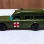 Matchbox---Mercedes Benz Binz Ambulence---ARMY festés---FEKETE felnik fotó