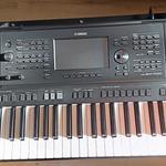 Yamaha PSRSX-700 fotó