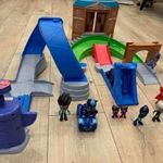 PJ Masks Pizsihősök autós játékkészlet + kiegészítő figurákkal 8 figura + 2 jármű fotó