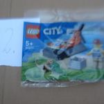 xx(LE12) ÚJ BONTATLAN LEGO CITY FIGURA, 30570 Vadvilági légpárnás mentőjármű fotó