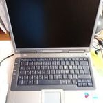 19 éves Pentium 4-es laptop fotó