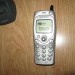 Alcatel BE5 Retro Mobiltelefon +töltő Vintage mobil TMobil-os függő fotó