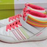 ADIDAS NEO márkájú, neon színű - fehér, 36-37-es méretű női/kamasz sportcipő fotó