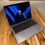 2017-es Macbook Pro - astroszürke, 16 gb RAM, 512 Gb SSD, i7-es, ÚJ AKKSI!!! Töltő nincs! fotó