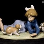 LÁNY KISKUTYÁKKAL ... GYÖNYÖRŰ LLADRO GYŰJTŐI PORCELÁN SZOBOR X fotó