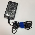 DELTA - Toshiba / Asus / Fujitsu / MSI laptophoz való, használt AC adapter 50W (19V / 2, 64A) fotó