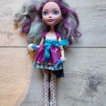 Ever After High Madeline Hatter baba fotó