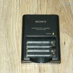 Sony BC-CS2A gyári akkumulátortöltő akkutöltő AA/AAA Ni-MH fotó