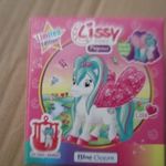 ÚJ BONTATLAN GYÜJTHETŐ FIGURA , LISSY PONY LÓ FIGURA ÁLOMÁGYBAN, MÁS-MÁS -2- LOLA fotó