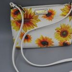 CALVIN KLEIN napraforgós crossbody, átdobós táska, 23 x 16 fotó