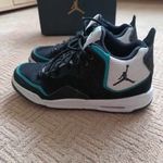 JORDAN K COURTSIDE 23.. 40-es cipő fotó