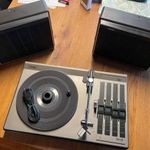 Philips vinyl hanglemez lemezjátszó hangfalaival hangszedővel együtt. Ajándék magyar lemezekkel! fotó