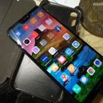 Huawei P20 Lite mobiltelefon , használt , kártyafüggetlen ! Kijelző el van repedve ! Működik fotó