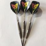 Unicorn Neon dartsnyil 24g eladó fotó