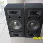 300 W-os disco hangfalak fotó