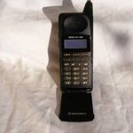 Retro Motorola Micro TAC Pro mobiltelefon 1995 fotó