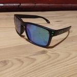 Oakley Holbrook polarizált lencsés napszemüveg polár fotó