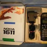 Retro Nokia 1611 mobiltelefon dobozával 1996 fotó