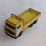 VOLVO platós teherautó 1984 Matchbox fém kisautó fotó