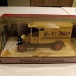 Matchbox - Models of Yesteryear Y-13 1926 Ford Model TT Van " My Bread " fotó