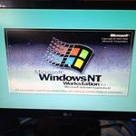 Retro PC kártyás Celeron procival , Windows NT-vel , szép esztétikai állapotú , fotó