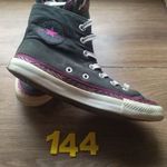 (144.) Converse magas szárú 37, 5-es fekete-lila tornacipő. Használt! fotó