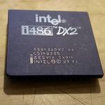 Intel 486 DX2-66 MHz-es processzor, CPU, microprocessor, retró, kerámia, eladó fotó