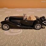 Bburago Mercedes-Benz 500 K Roadster (1936) fekete 1: 20 - Made in Italy fotó