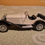 Bburago 3009 Mercedes-Benz SSK (1928) fehér/fekete 1: 18 - Made in Italy fotó