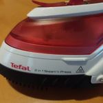 TEFAL GŐZÖLŐS KEFÉS VASALÓ fotó