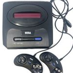 Sega régi retro játék videojáték meghajtókonzol sárga kazettához computer game, 2 kontroller 1FT NMÁ fotó