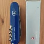 Victorinox svájci bicska dobozában fotó