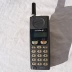 Retro Ericsson DH 318 mobiltelefon 1996 fotó