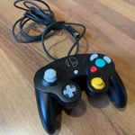 Nintendo Gamecube Smash Bros kontroller fotó