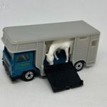 MATCHBOX - Horse box + 2 ló fotó