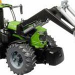 bruder Deutz Traktor 8280 TTV homlokrakodóval Kész modell Mezőgazdasági modell fotó