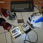 COMMODORE 16+ 4 DB JOYSTICK FLOPPYK STB RETRO SZÁMÍTÓGÉP CSOMAG fotó