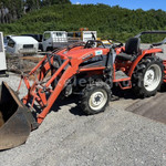 Kubota GL261 U-Shift homlokrakodóval japán kistraktor fotó