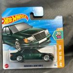 Hot Wheels Mercedes Benz 500 E fotó