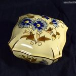 ZSOLNAY BÚZAVIRÁG MINTÁS PORCELÁN BONBONIER - DOBOZ ! fotó