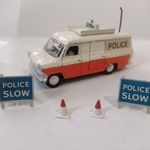 Dinky toys Ford Transit Van police no.287 England fotó