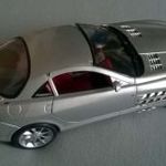 Mercedes-benz SLR McLaren 1: 12 távirányítós játékautó. fotó