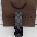 Louis Vuitton öv dísztasakkal fotó