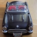 BURAGO 1: 18 ARÁNYÚ CHEVROLET CORVETTE 1957 PIROS FEKETE !! fotó