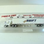 WS1671 H0 1: 87 Trucks n' Stuff 586 Freightliner kamion Swift fotó