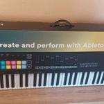 Novation Launchkey MK3 61 Midi fotó