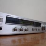 Sharp SM-31 retró hifi sztereó erősítő LED kivezérlésjelzővel és ST-31 rádió tuner fotó