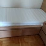 IKEA MALM ágykeret, ágyrács, 2 fiók, matrac 90x200 cm + éjjeliszekrény fotó