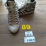 (89.) Adidas magas szárú cipő 37 1/3-os. Használt! fotó